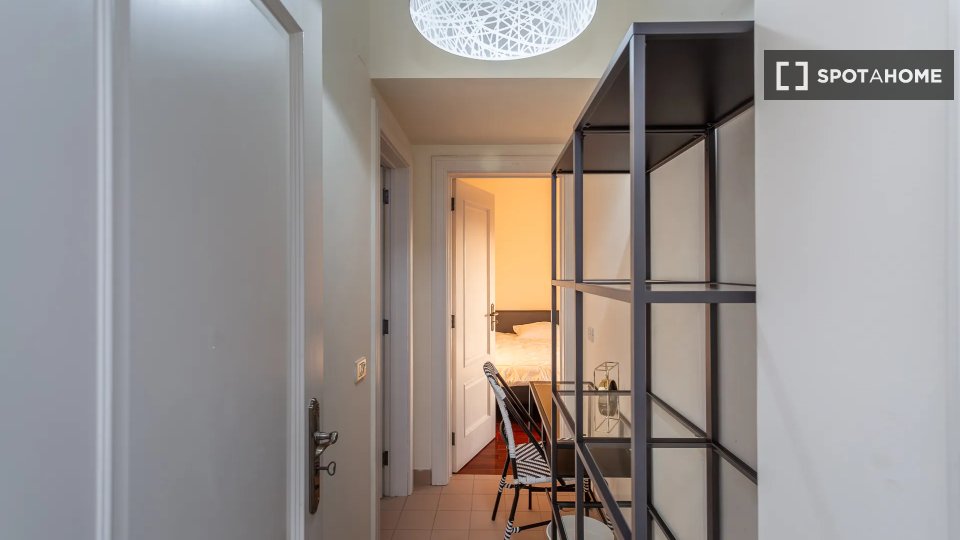 Double room Lisbon, 8 beds — photo 3
