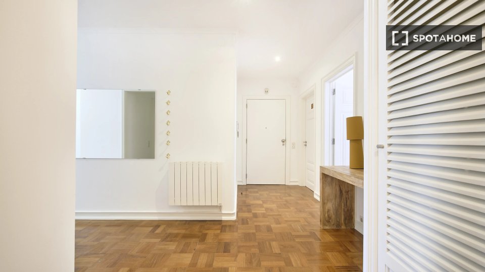 Double room Lisbon, 7 beds — photo 17