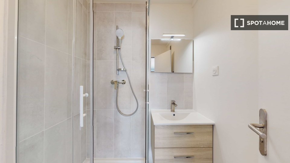 Double room Paris, 12 beds — photo 10