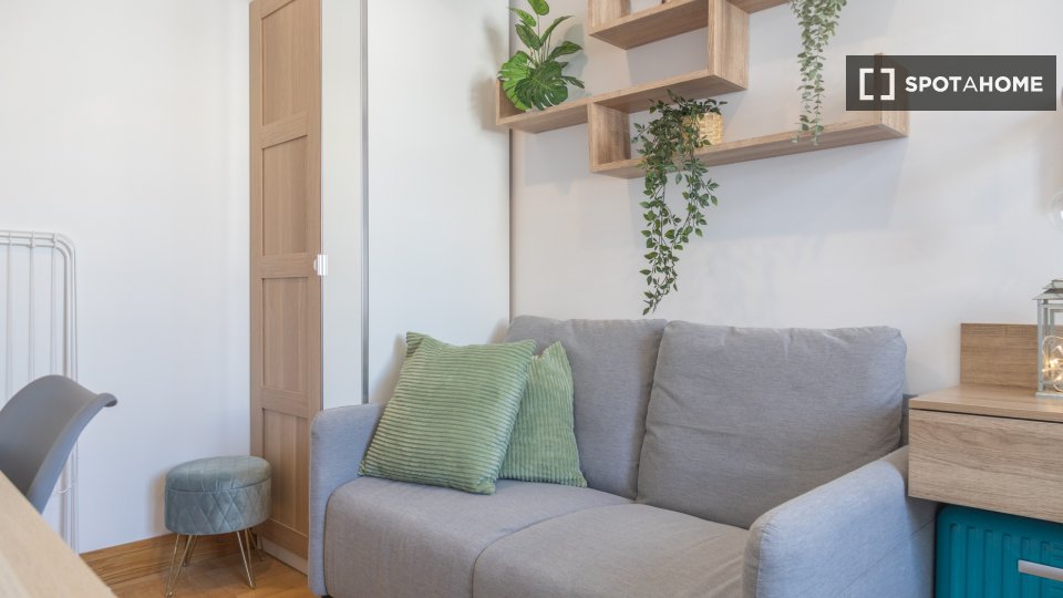 Double room Madrid, 5 beds — photo 1