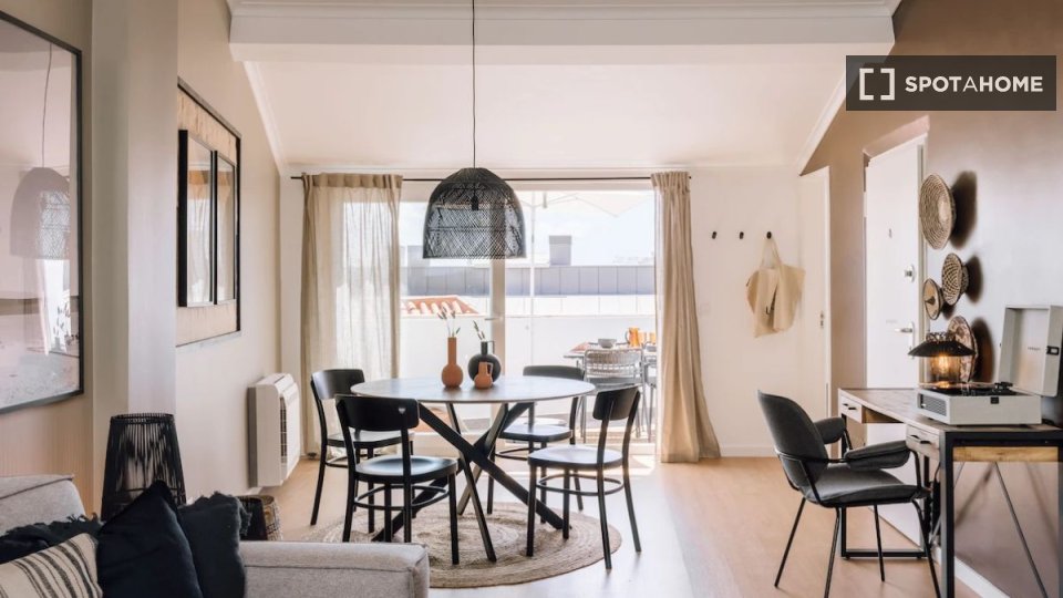 Apartment Lisbon, 2 beds — photo 15