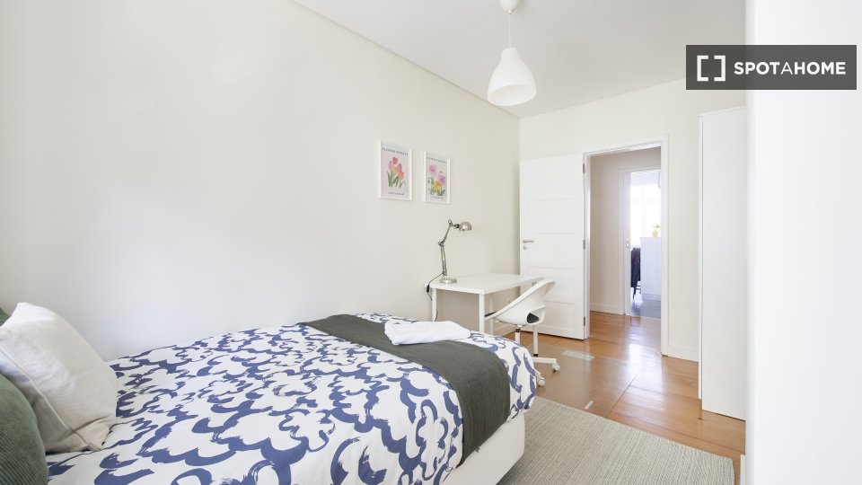 Double room Lisbon, 6 beds — photo 2
