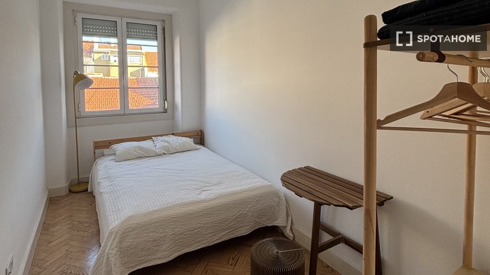 Double room Lisbon, 2 beds, 60m² — photo 45