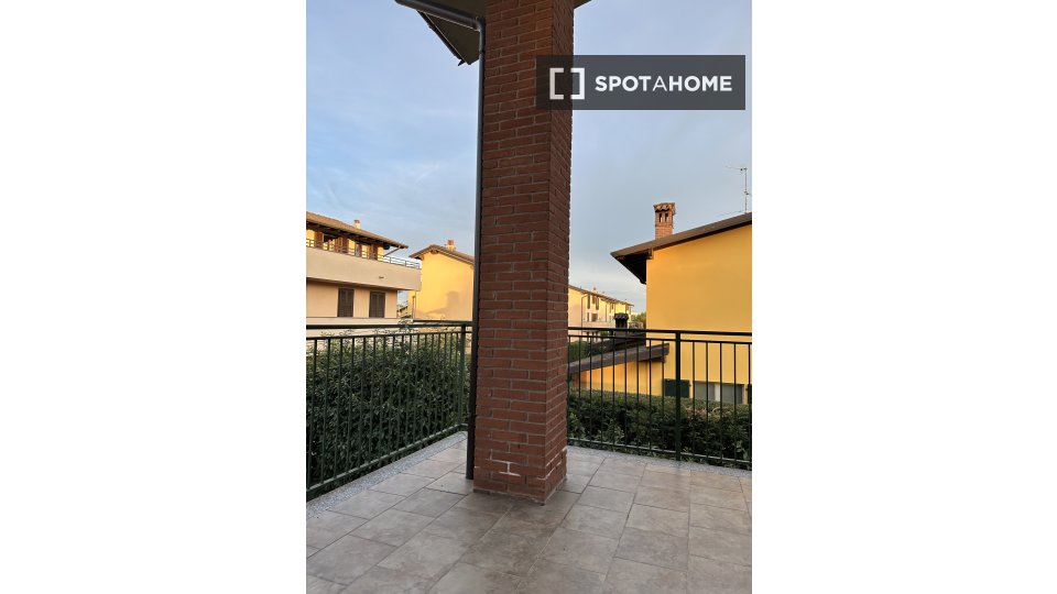 Double room Milan, 4 beds — photo 15