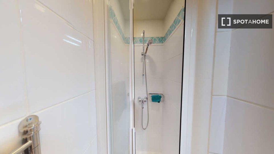 Double room Paris, 6 beds, 130m² — photo 8