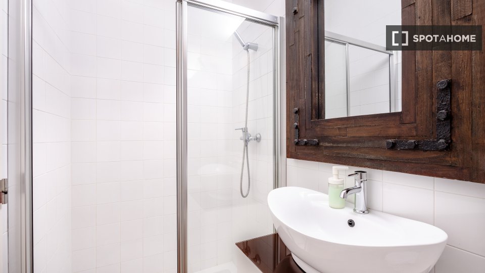Apartment Porto, 1 bed — photo 2