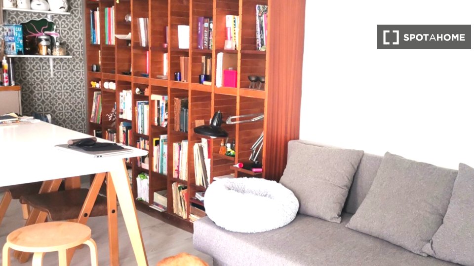 Apartment Lisbon, 2 beds, 72m² — photo 7