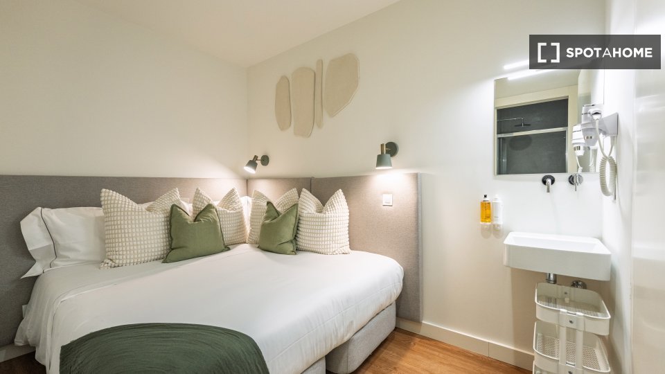 Apartment Porto, 2 beds, 53m² — photo 19