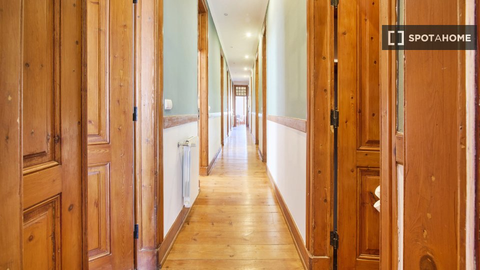 Double room Lisbon, 7 beds — photo 9
