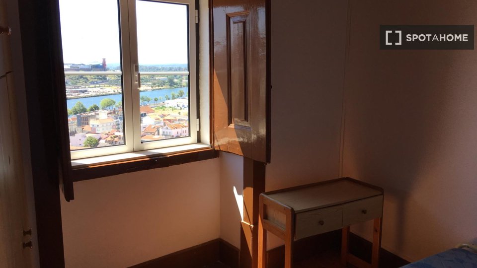 Double room Coimbra, 13 beds — photo 1