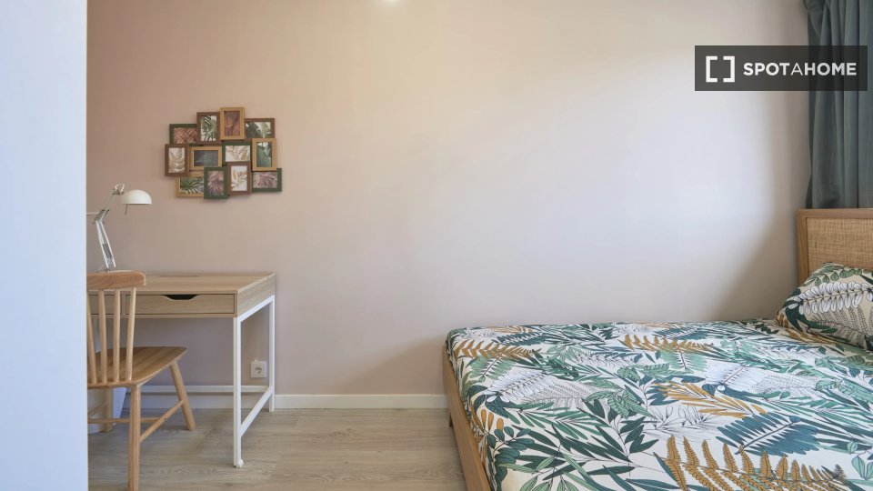Double room Lisbon, 11 beds — photo 2