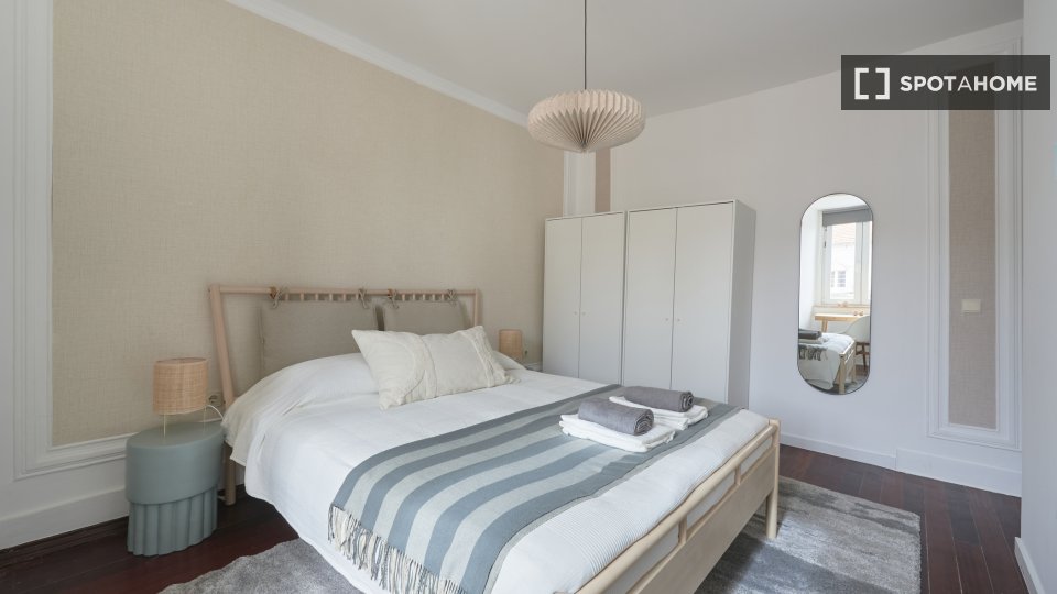 Double room Lisbon, 11 beds — photo 18