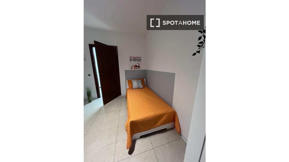 Double room Trento, 13 beds — photo 16