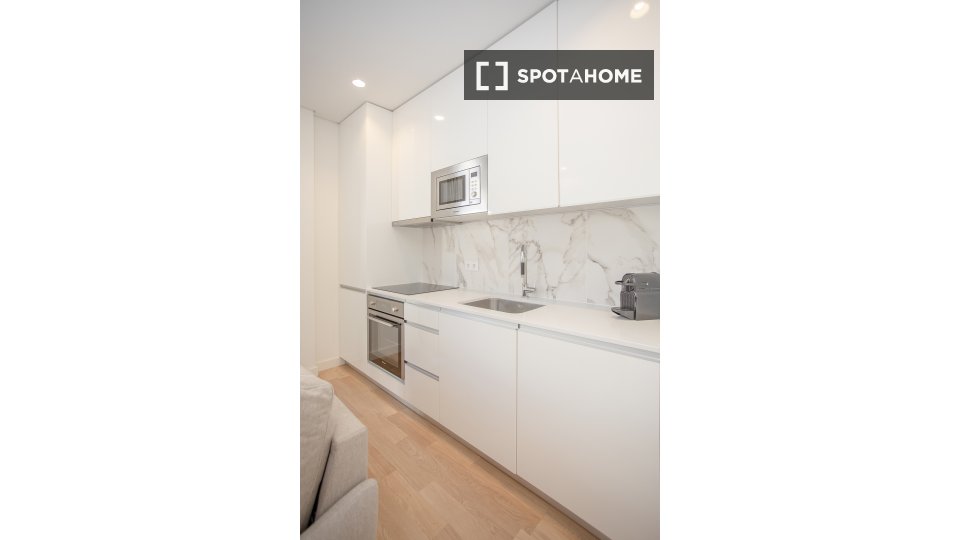 Apartment Porto, 1 bed, 46m² — photo 15
