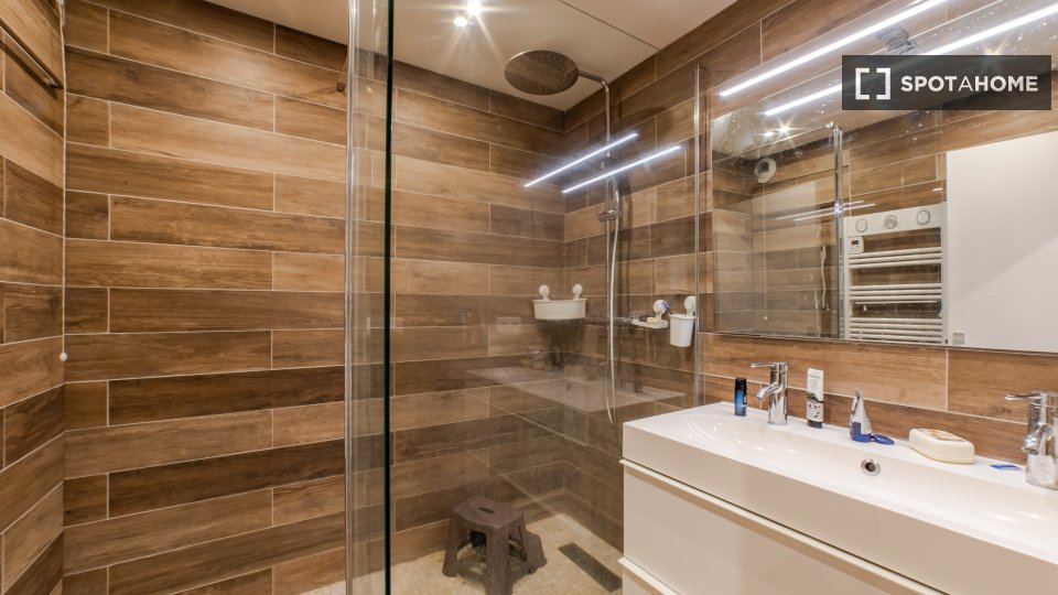 Apartment Paris, 2 beds, 67m² — photo 4