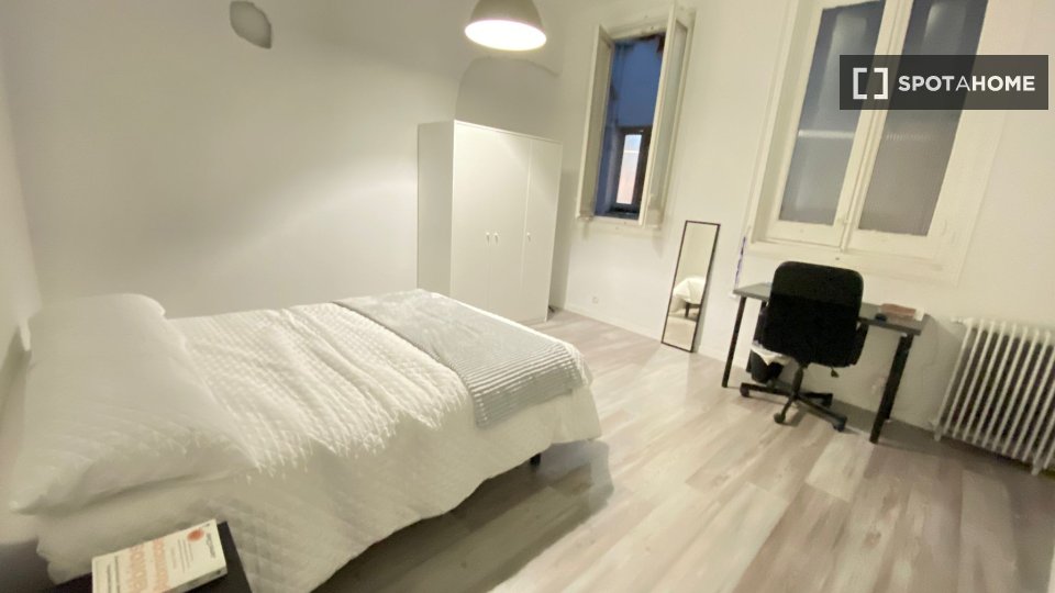 Double room Madrid, 10 beds — photo 12