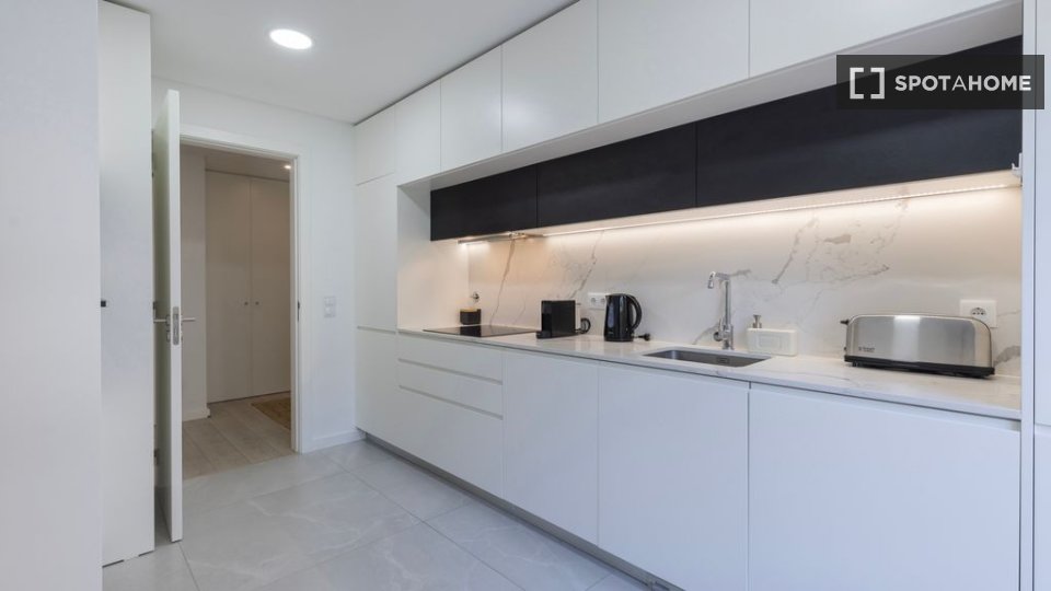 Apartment Lisbon, 2 beds — photo 7