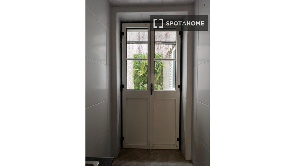 Apartment Lisbon, 2 beds — photo 7