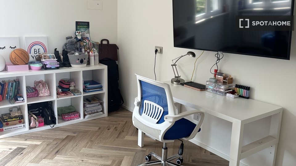 Double room Milan, 3 beds — photo 10