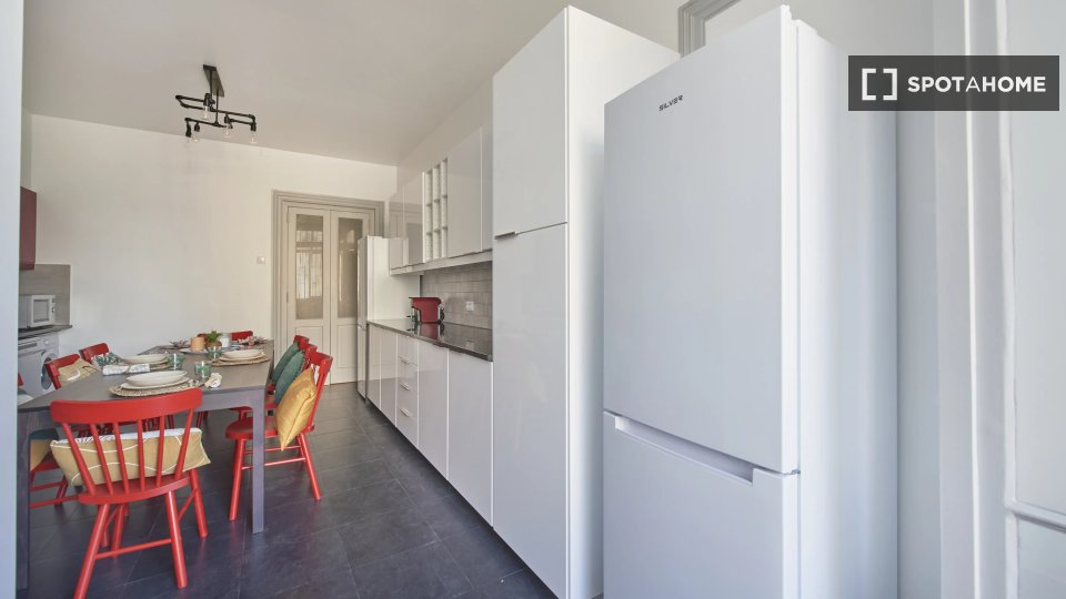 Double room Lisbon, 10 beds — photo 18