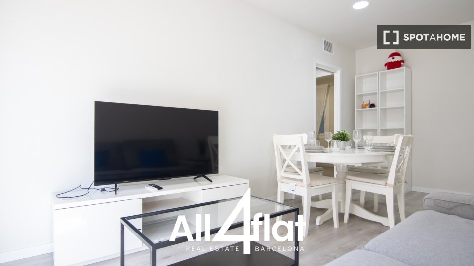 Apartment Barcelona, 4 beds, 73m² — photo 13