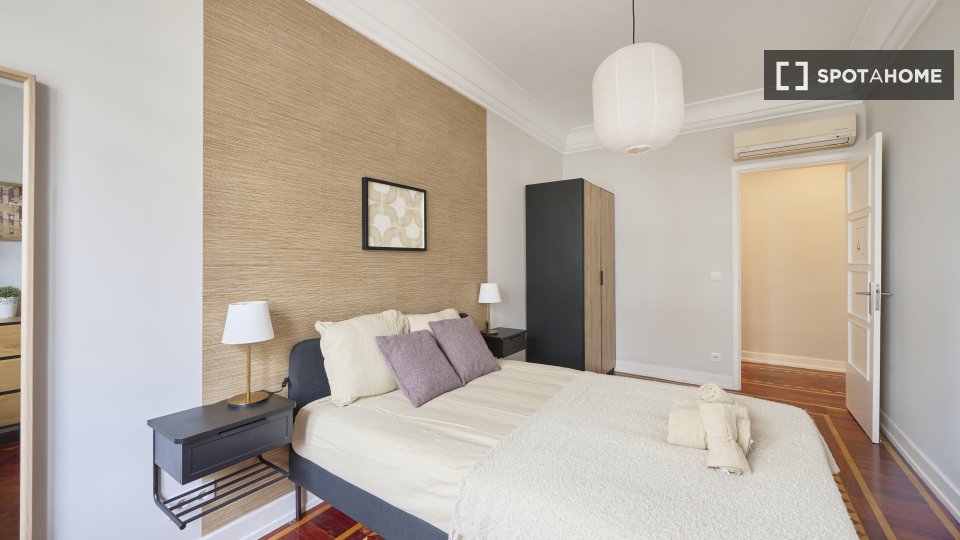 Double room Lisbon, 6 beds — photo 2