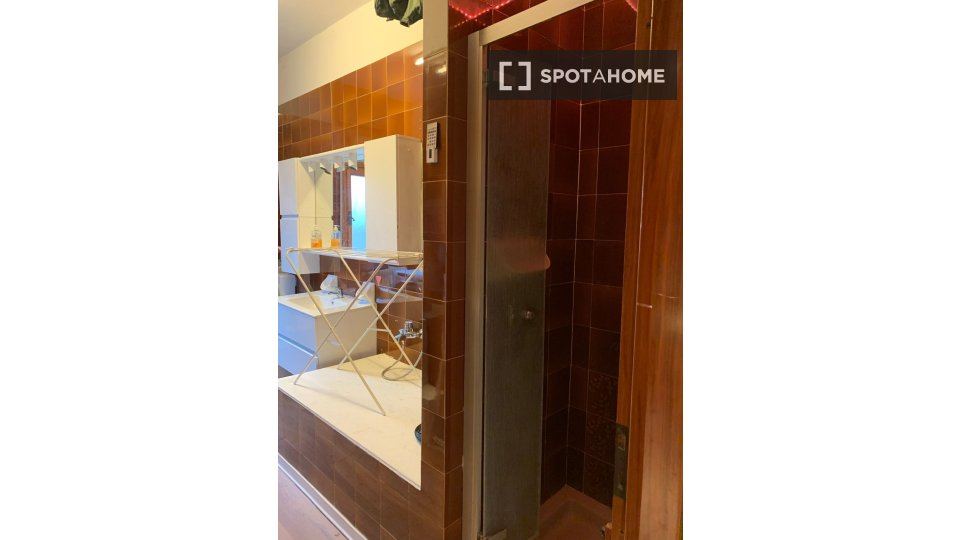 Double room Bologna, 4 beds — photo 19