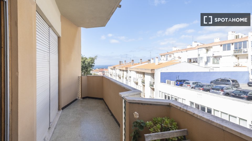 Double room Lisbon, 4 beds, 100m² — photo 34