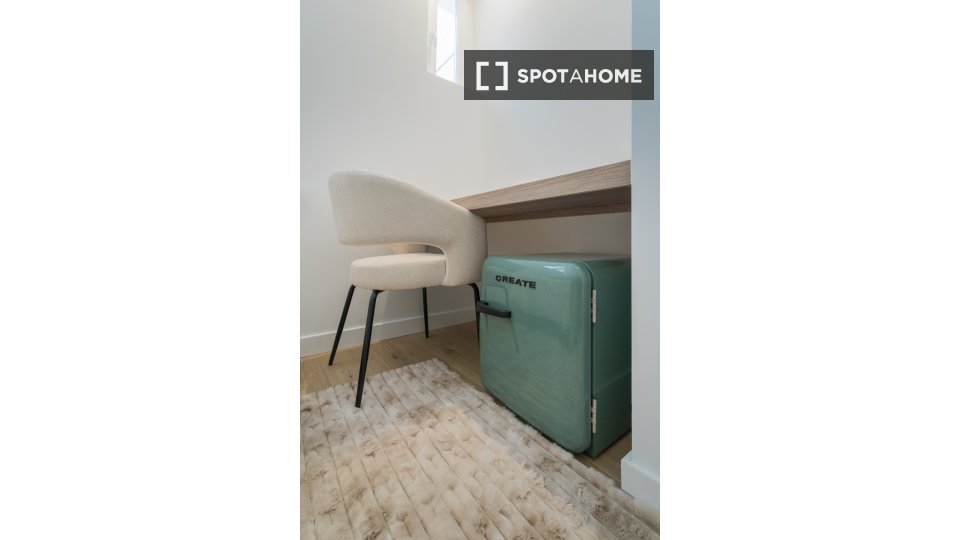 Double room Madrid, 6 beds — photo 7