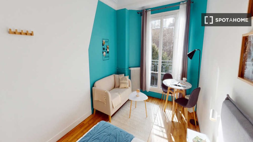 Double room Paris, 6 beds, 90m² — photo 2