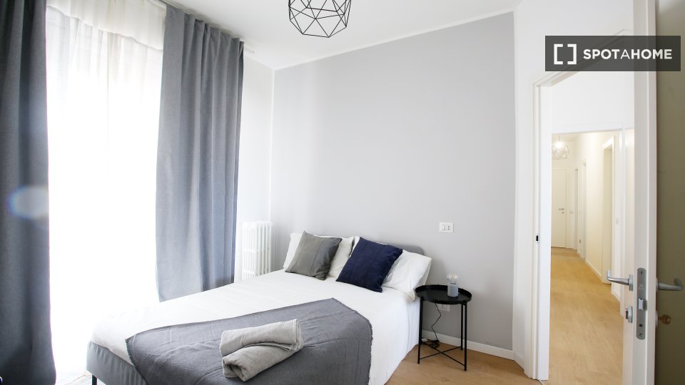 Double room Milan, 6 beds, 150m² — photo 1