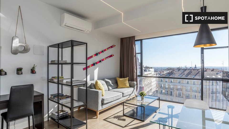 Apartment Madrid, 1 bed — photo 1