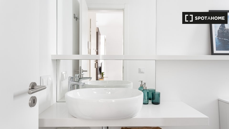 Apartment mono Lisbon — photo 16