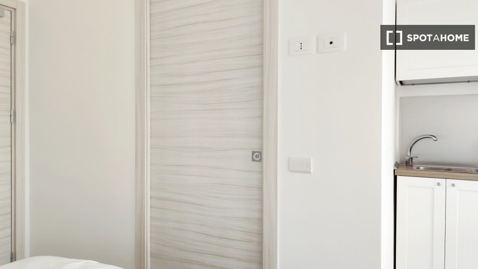 Apartment mono Milan, 18m² — photo 18