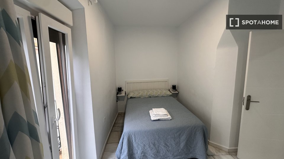 Apartment mono Seville — photo 26
