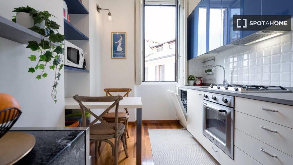 Apartment Milan, 1 bed, 76m² — photo 12