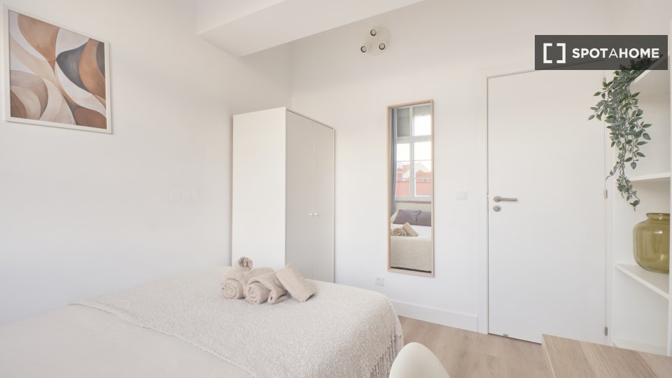 Double room Lisbon, 10 beds — photo 11