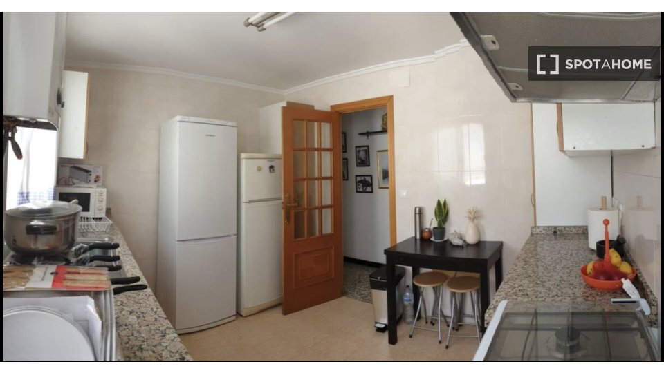 Double room Alicante, 4 beds, 100m² — photo 9