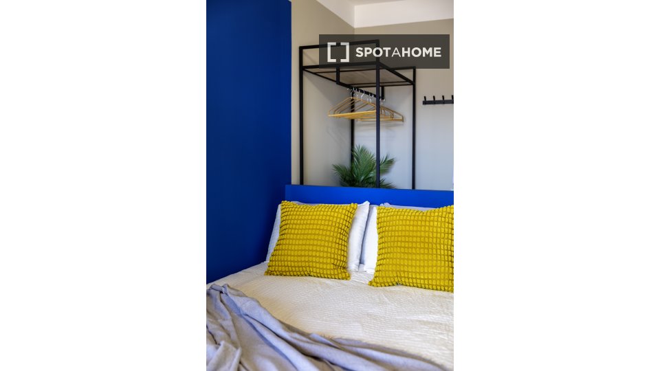 Double room Madrid, 7 beds, 157m² — photo 3