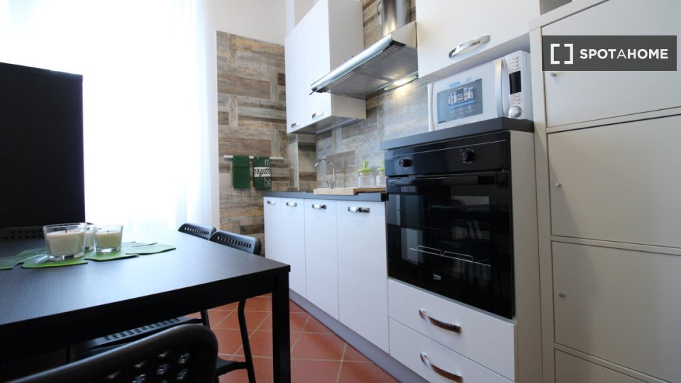 Double room Brescia, 5 beds — photo 5