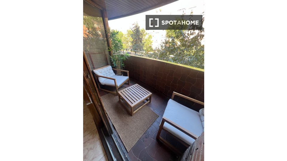 Double room Madrid, 6 beds, 200m² — photo 28