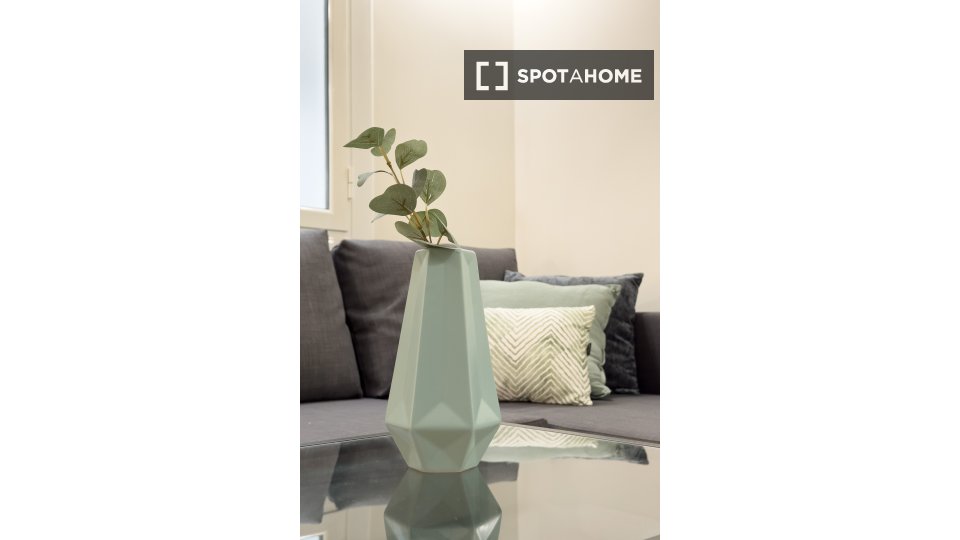 Apartment Barcelona, 2 beds, 54m² — photo 18