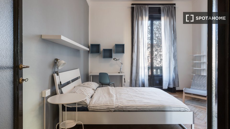 Double room Milan, 3 beds, 128m² — photo 16