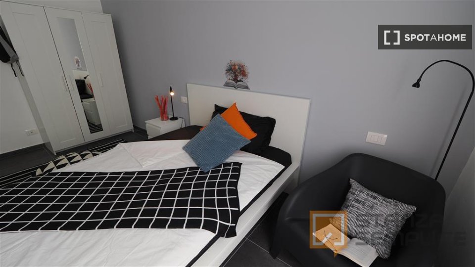 Double room Turin, 6 beds — photo 4