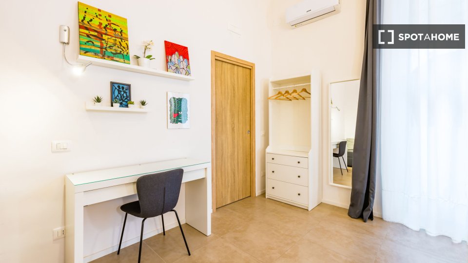 Apartment Naples, 1 bed, 50m² — photo 15