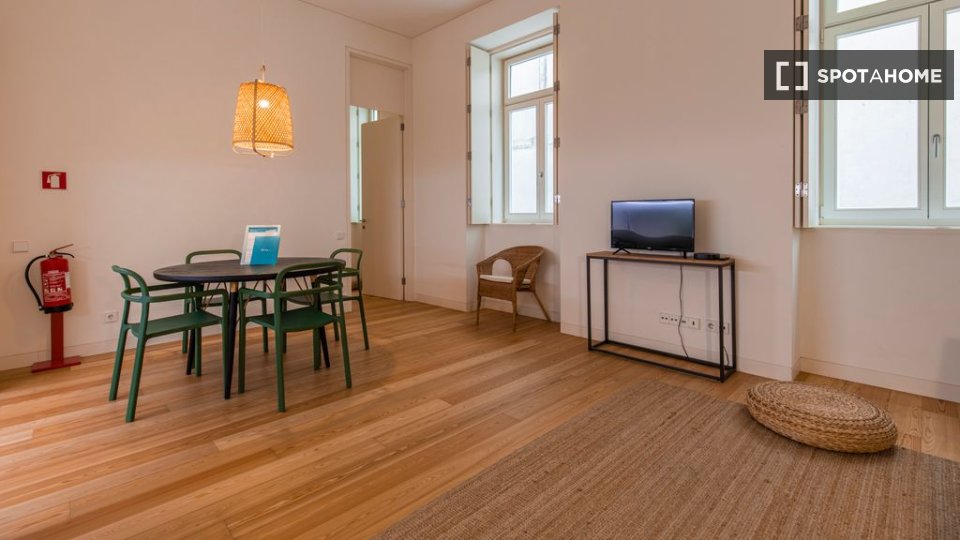 Apartment Lisbon, 1 bed — photo 12