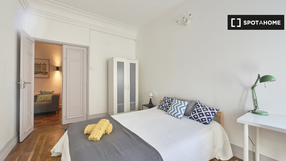 Double room Lisbon, 13 beds — photo 3
