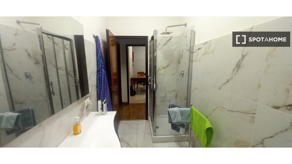 Double room Rome, 4 beds — photo 4
