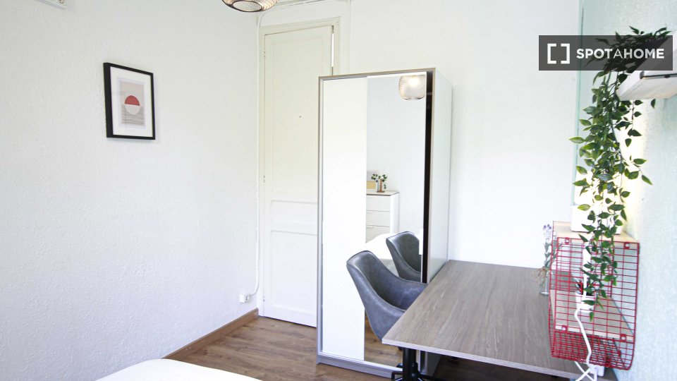 Double room Barcelona, 6 beds — photo 5