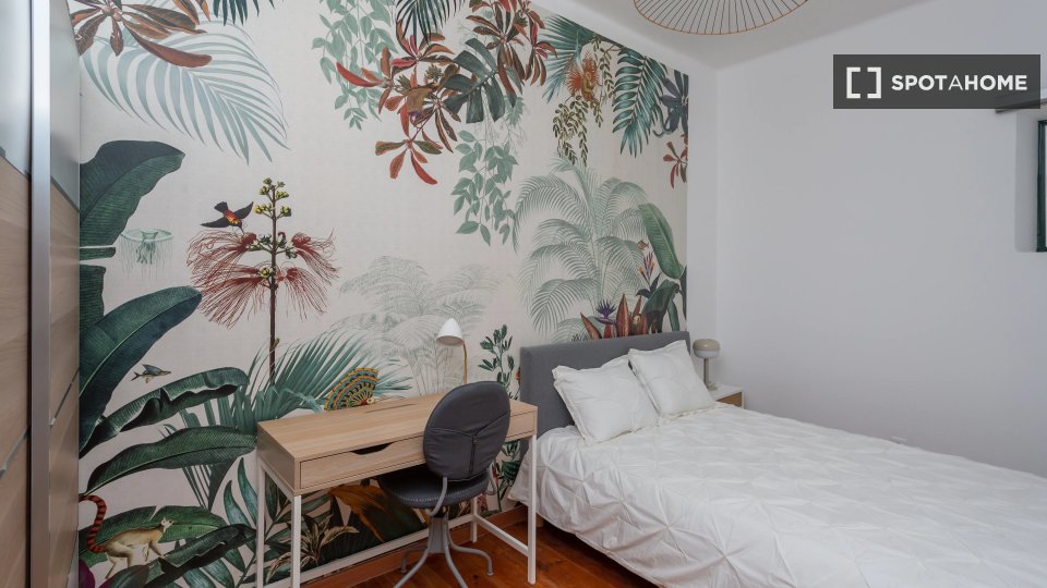 Double room Lisbon, 6 beds — photo 10